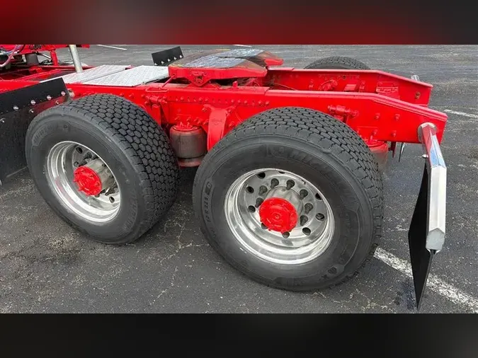 2021 FREIGHTLINER CA116