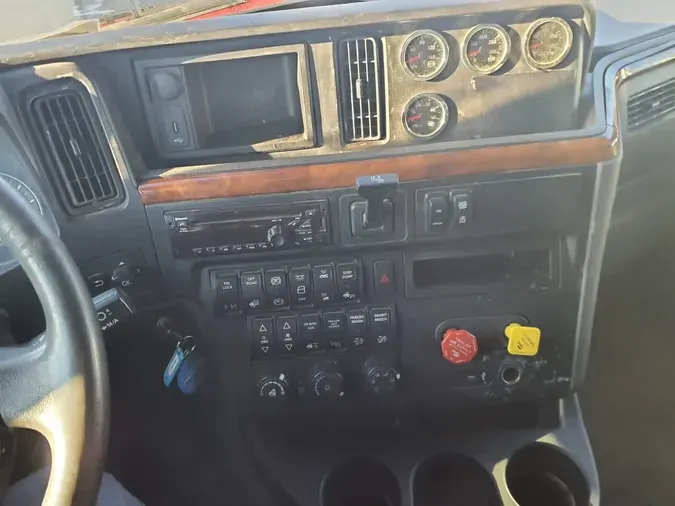 2020 NAVISTAR INTERNATIONAL LT625 SLPR CAB