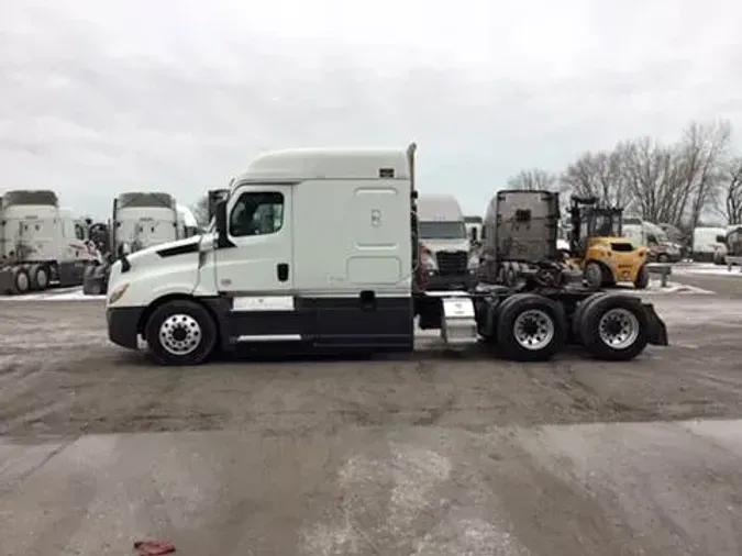 2020 Freightliner Cascadia