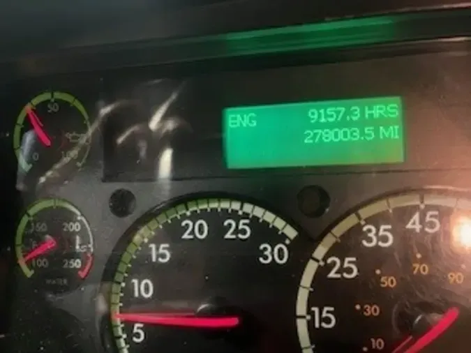 2019 FREIGHTLINER/MERCEDES M2 106