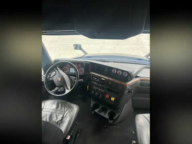 2022 International LT625