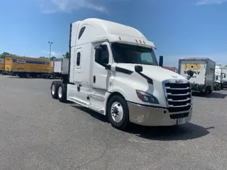 2020 Freightliner T12664ST