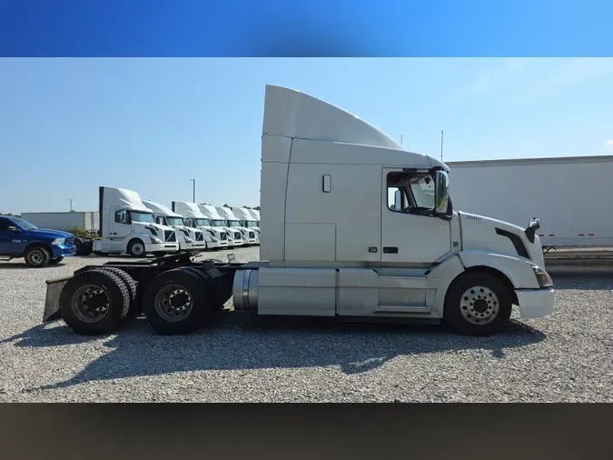 2018 Volvo VNL 740