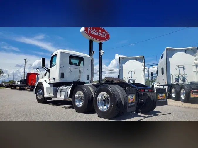 2020 Peterbilt 567