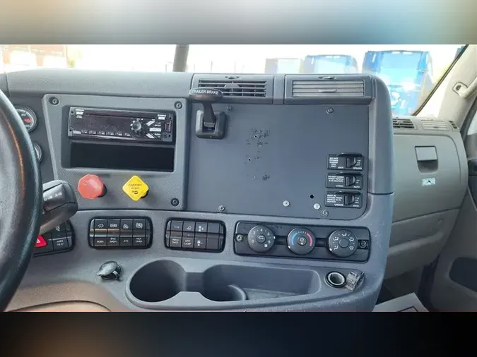 2019 FREIGHTLINER CASCADIA