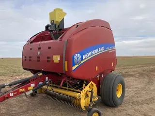 2018 New Holland ROLLBELT 560