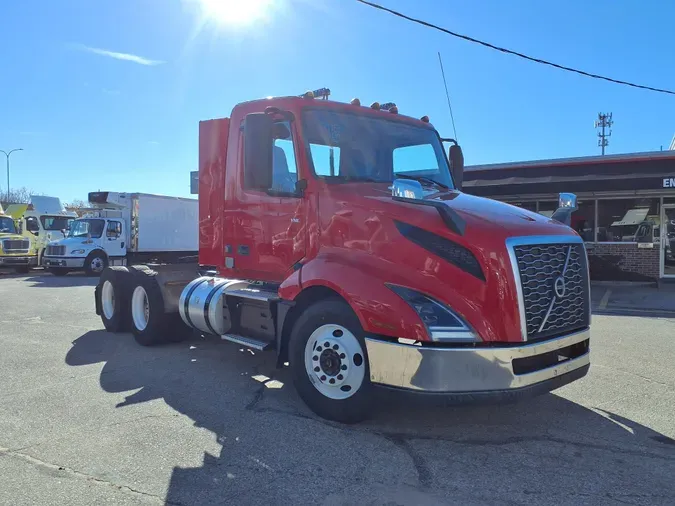 2019 VOLVO VNL64TRACTOR