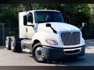 2021 INT LT625 6x4