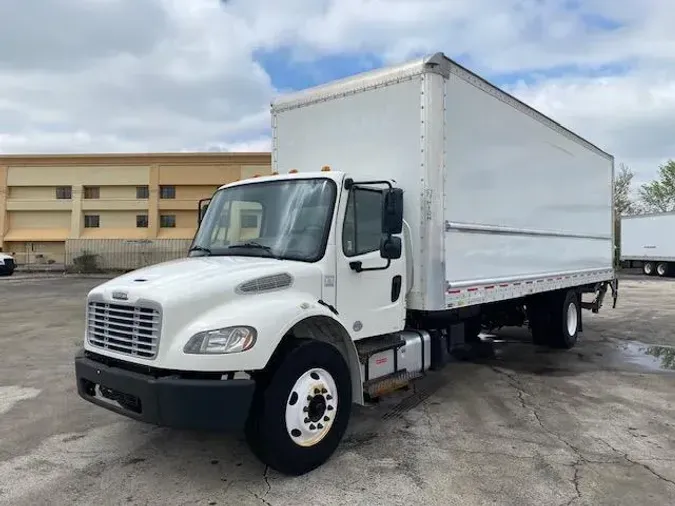 2020 Freightliner Business Class M2 10658f758412f6627f0b473adbf3a5082a9