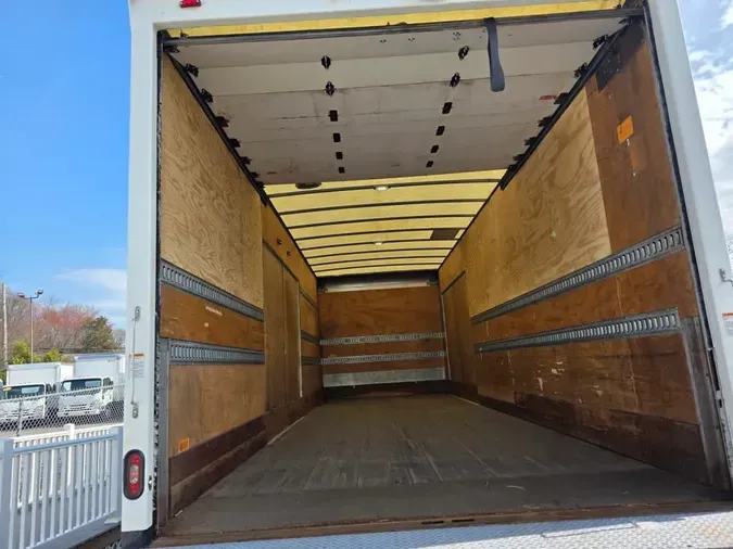 2019 FREIGHTLINER/MERCEDES M2 10658f8f6f900421b2ca2dadff837f60823