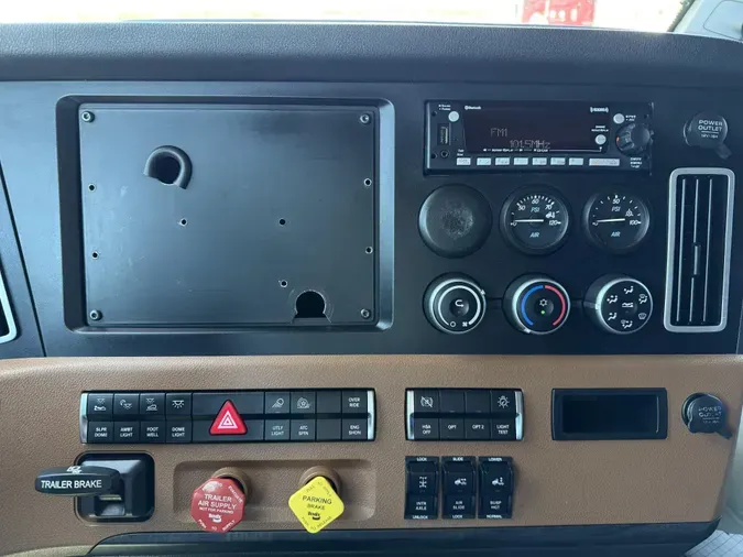 2023 Freightliner Cascadia