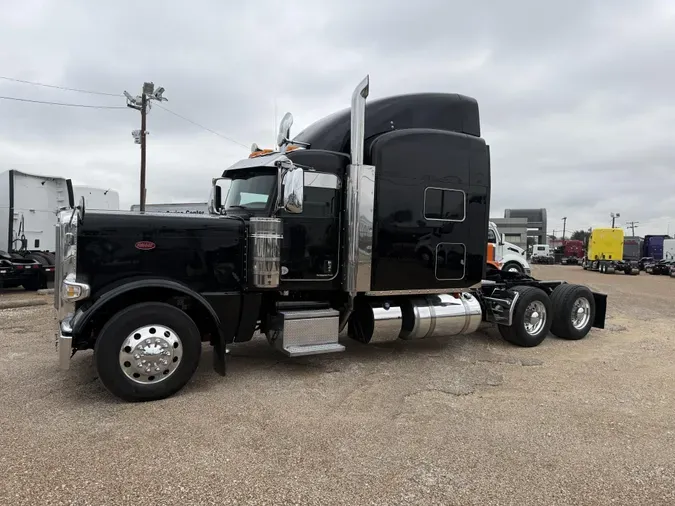 2022 Peterbilt 38958fc7bce4ca4d21b87e79cd3533dcda8