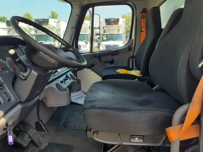 2019 FREIGHTLINER M2 10658fe0fd43c6c3cf6fb8d92cbc89ef8cc