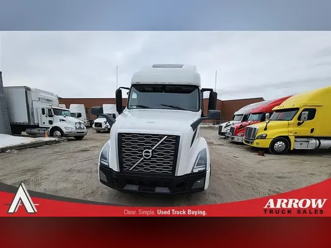 2021 VOLVO VNL64T760