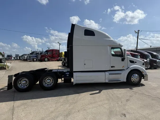 2022 Peterbilt 579