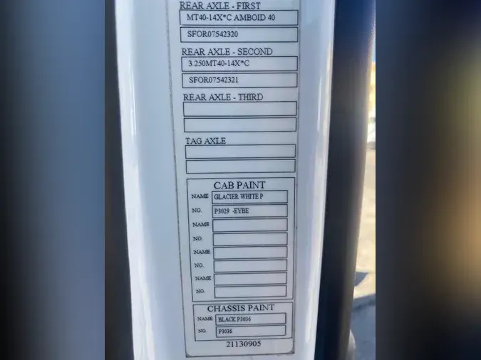 2023 Volvo VNR64T300590098c3fde67834a0696f53de619066