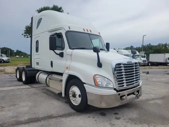 2020 FREIGHTLINER/MERCEDES CASCADIA 125