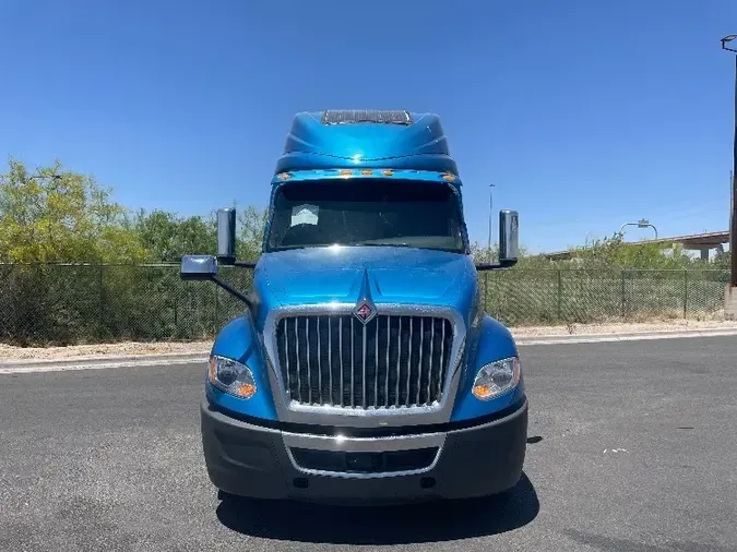 2018 International LT625