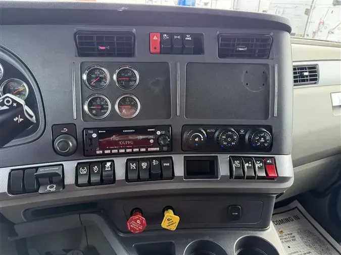 2022 KENWORTH T680