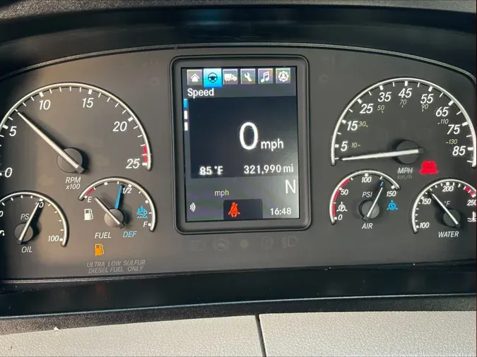 2022 Freightliner Cascadia 126