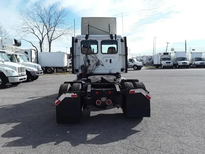 2020 FREIGHTLINER/MERCEDES NEW CASCADIA 116