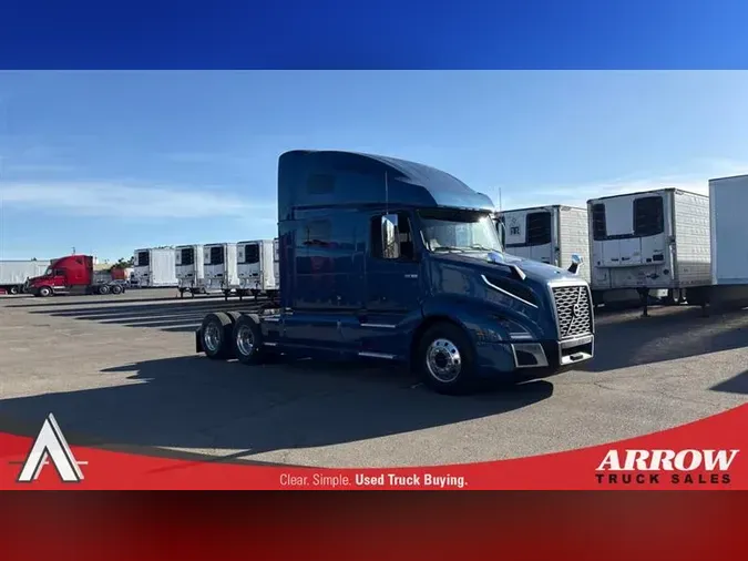 2023 VOLVO VNL760