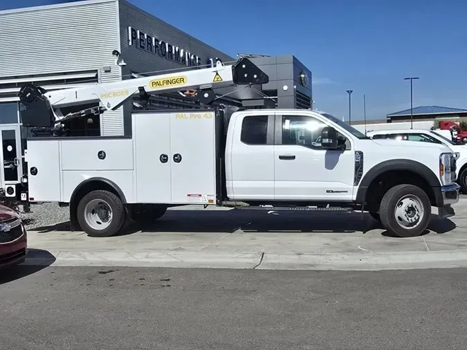 2024 Ford Super Duty F-550 DRW