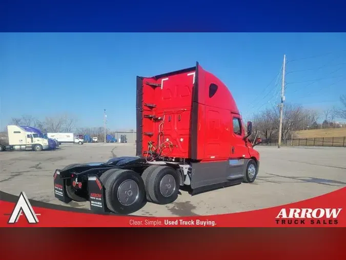 2021 FREIGHTLINER CA126