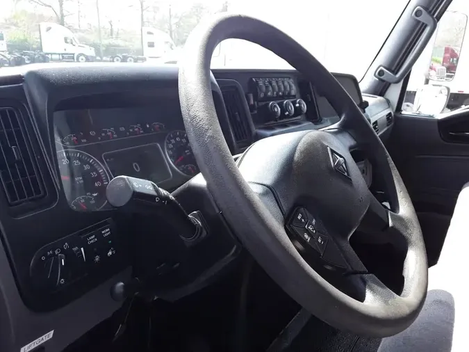 2020 NAVISTAR INTERNATIONAL MV607 (4X2)