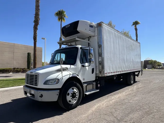 2016 FREIGHTLINER/MERCEDES M2 106