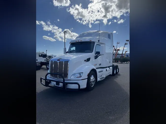 2022 Peterbilt 579
