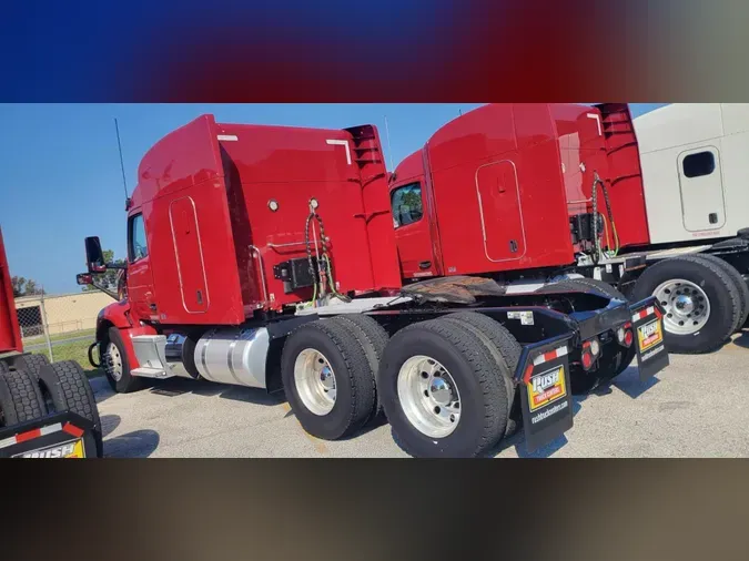 2023 Peterbilt 579