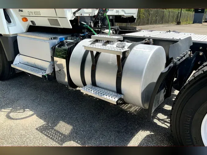 2019 INT LT625 6x4