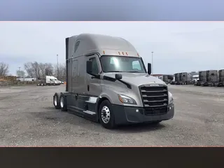 2022 Freightliner Cascadia 126