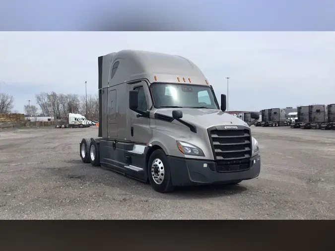 2022 Freightliner Cascadia 126591ded01c84348cb8bd536e5b82e5331