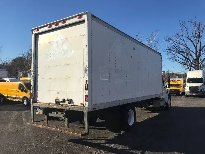 2009 FREIGHTLINER M2