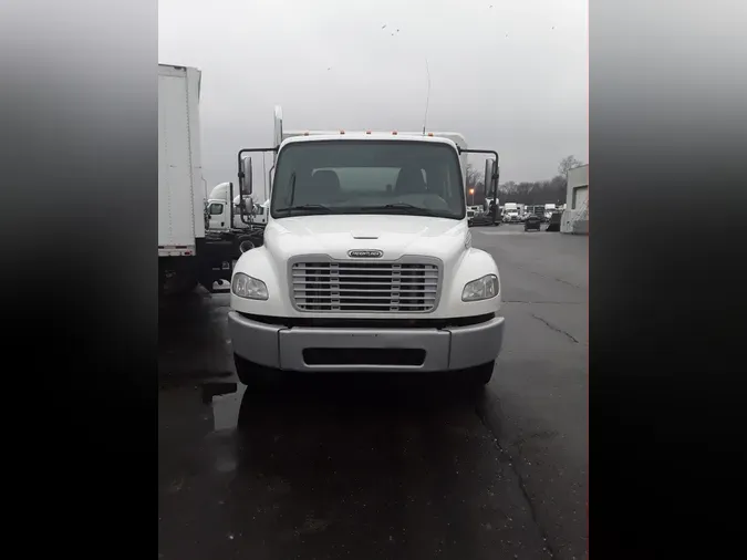 2017 FREIGHTLINER/MERCEDES M2 106