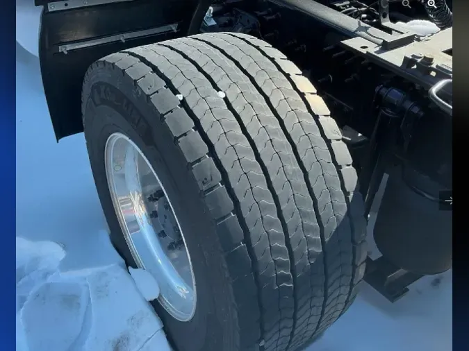 2025 VOLVO VNL64T7405927e8a2339f8c39e9ba8cb4782b7282