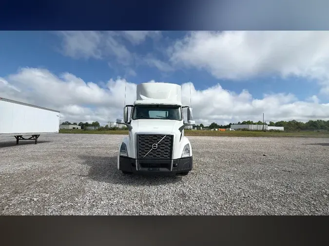 2020 Volvo VNL300