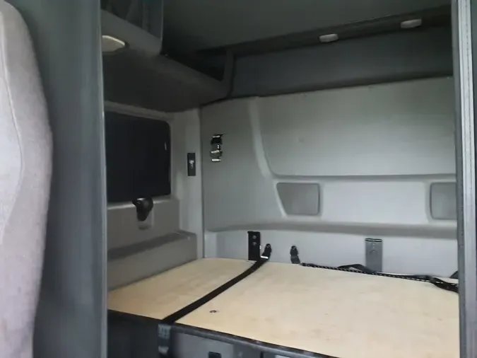 2019 NAVISTAR INTERNATIONAL LT625 SLPR CAB