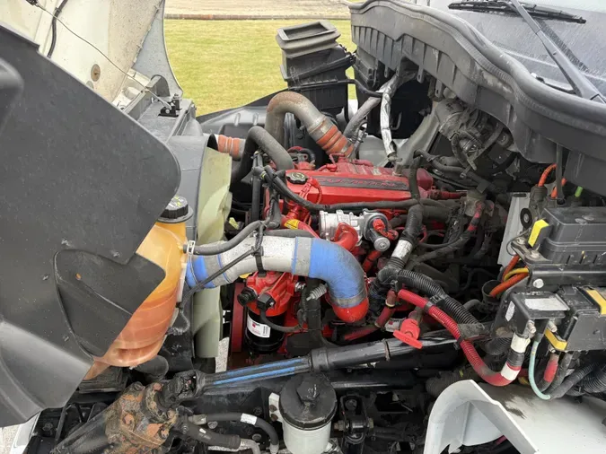 2019 International 4300