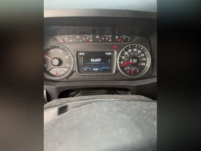 2021 International LT625