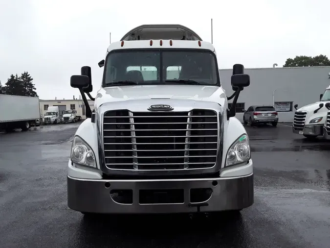 2019 FREIGHTLINER CASCADIA 125