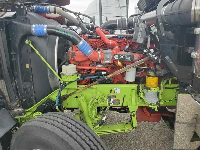 2019 KENWORTH W900