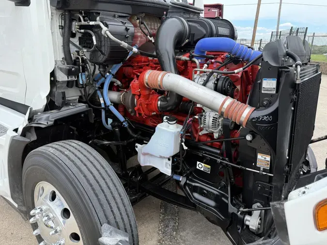 2023 Peterbilt 579