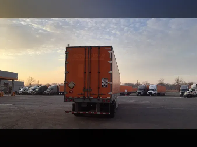 2015 Great Dane 5931a16bd6b15d8fef0be3c583c98ba7