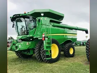 2014 John Deere S670