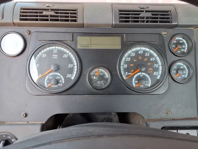 2016 FREIGHTLINER/MERCEDES CASCADIA 125