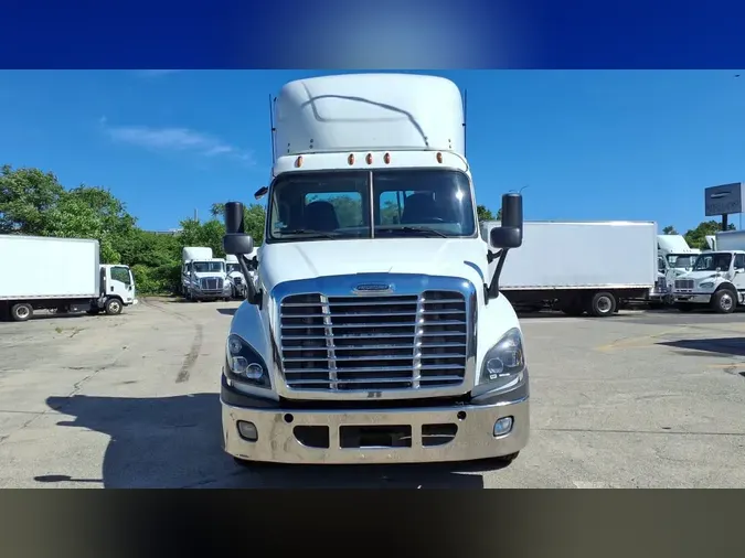 2019 FREIGHTLINER/MERCEDES CASCADIA 125593dd2bd9a89cead6aadfb9fef34c042