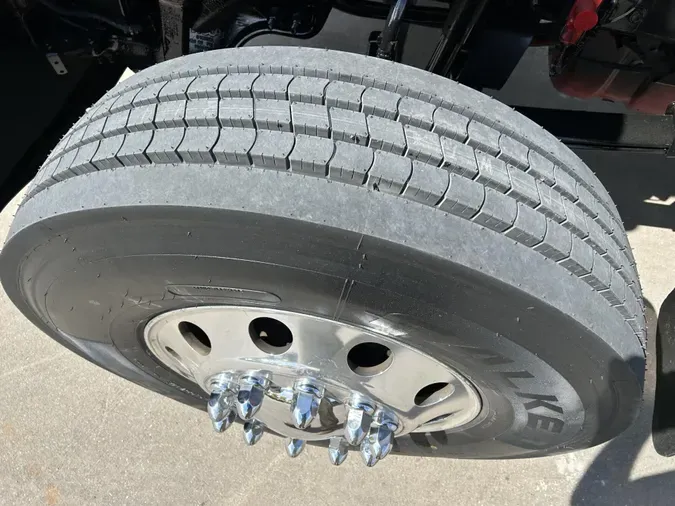 2021 Peterbilt 567